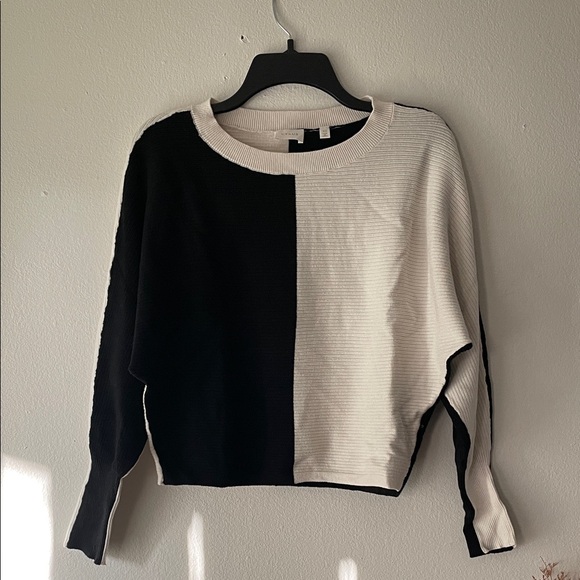 Cyrus Monochrome Crew Neck Sweater - Picture 1 of 3